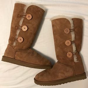 UGG Bailey Button Triplet Boot